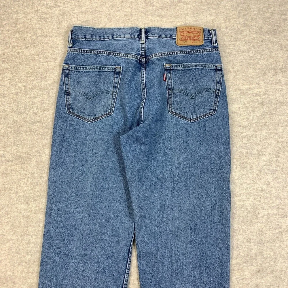 Levis 550 Jeans 36x32 Blue Relaxed Straight Leg Baggy Denim Fits 34x30